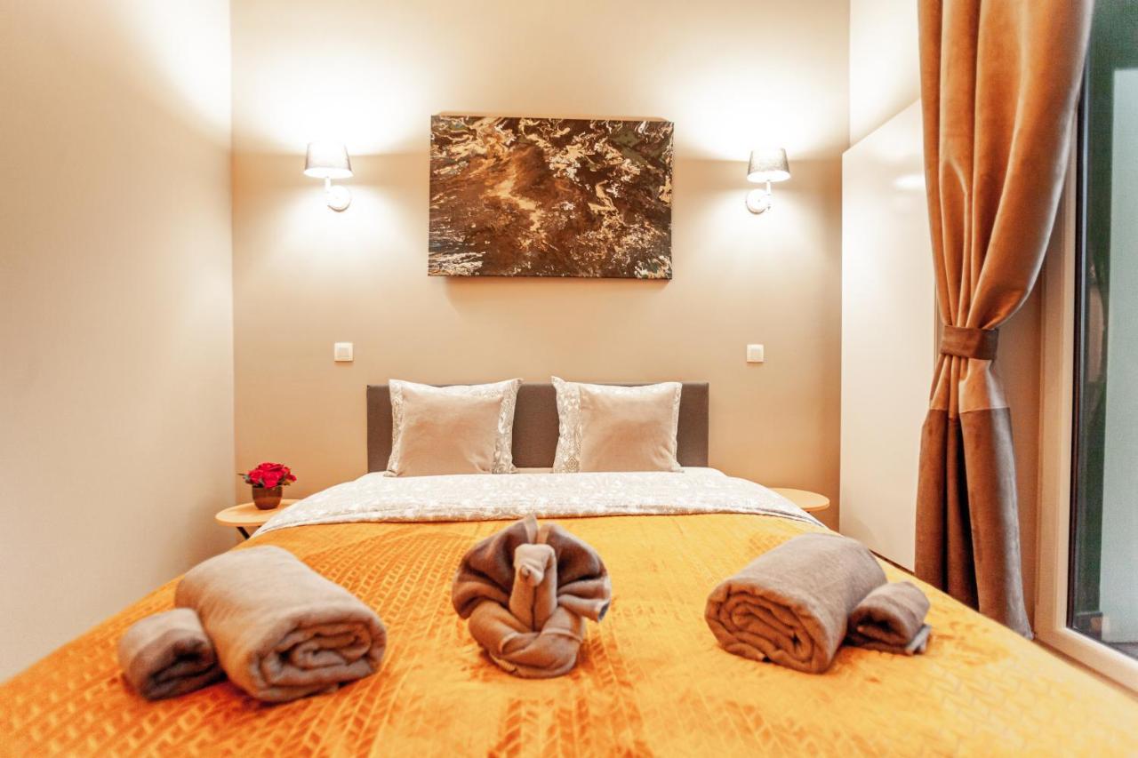 Luxury Suites Palace By Rikas Hotels แอนต์เวิร์ป ภายนอก รูปภาพ